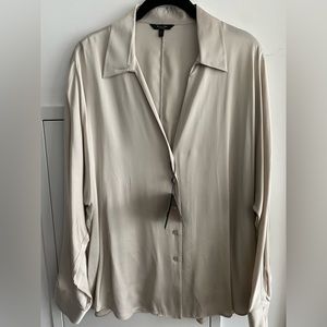 Massimo Dutti V-neck Shirt